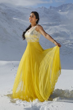 Soukyam movie photos